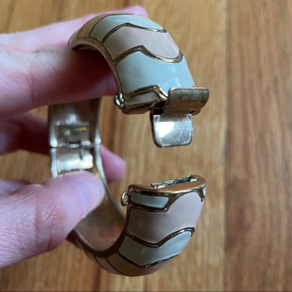 J.Crew Gold Plated Enamel Statement Bracelet - Picture 4 of 4